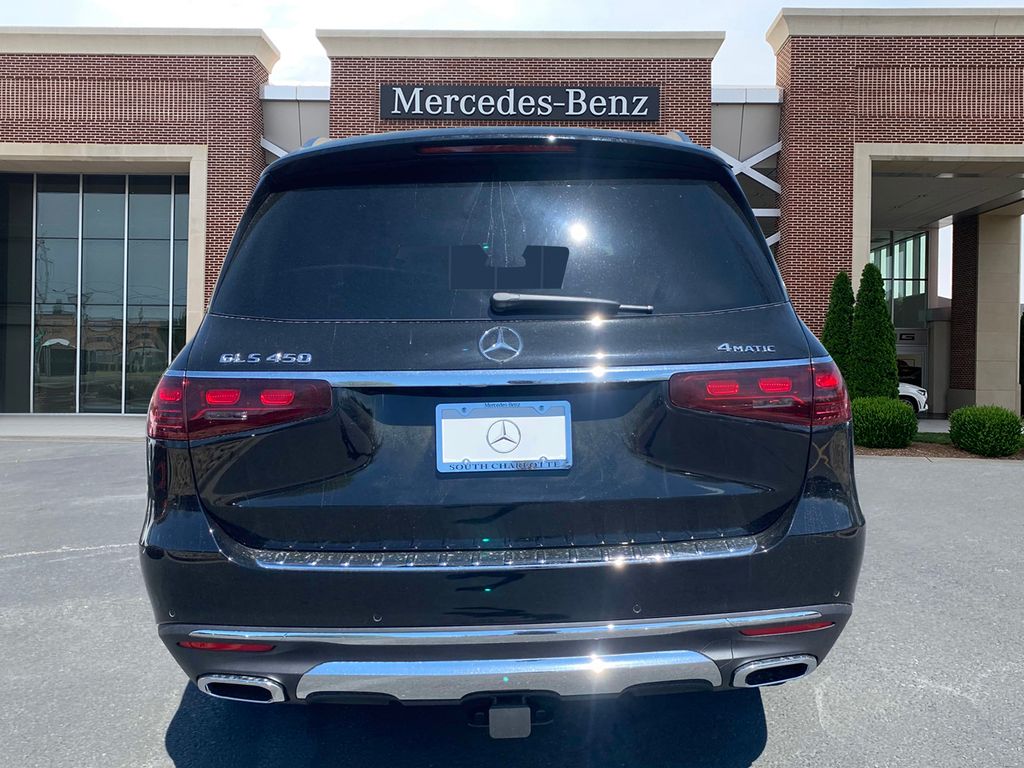 2025 Mercedes-Benz GLS 450 4MATIC 6