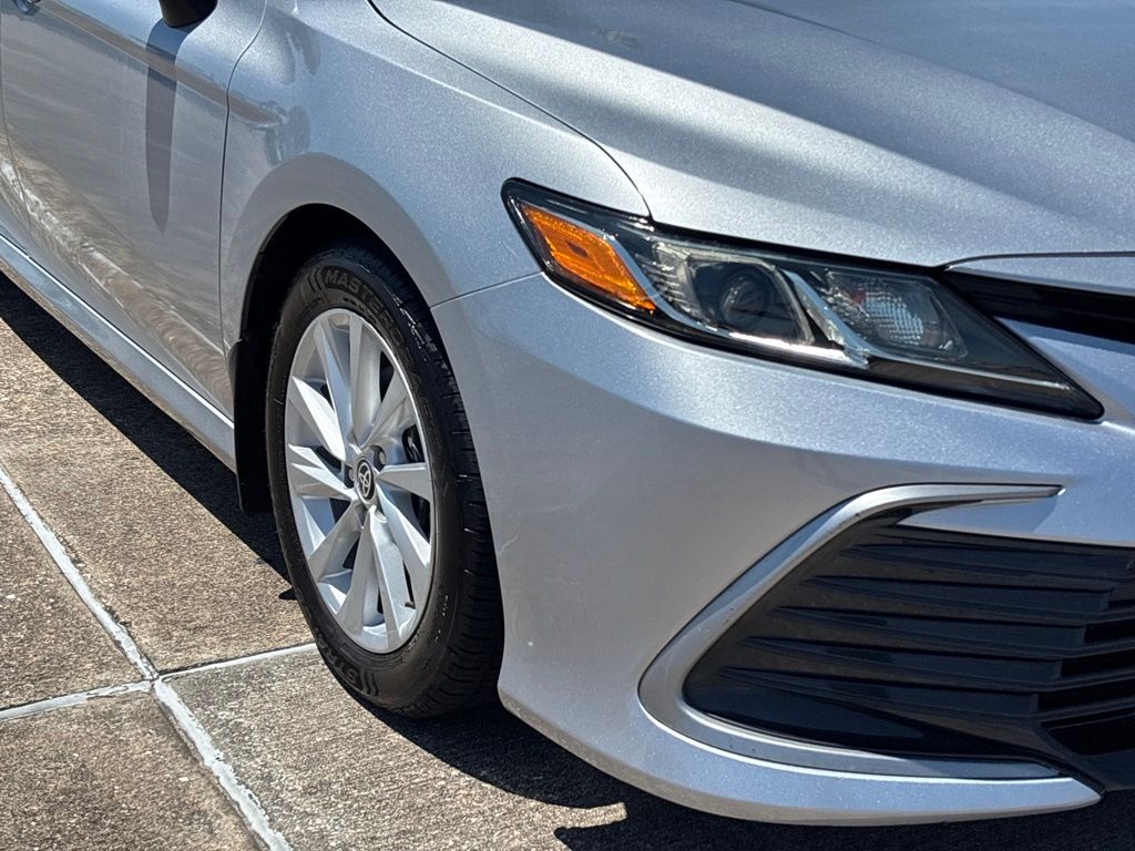 2023 Toyota Camry LE - 3