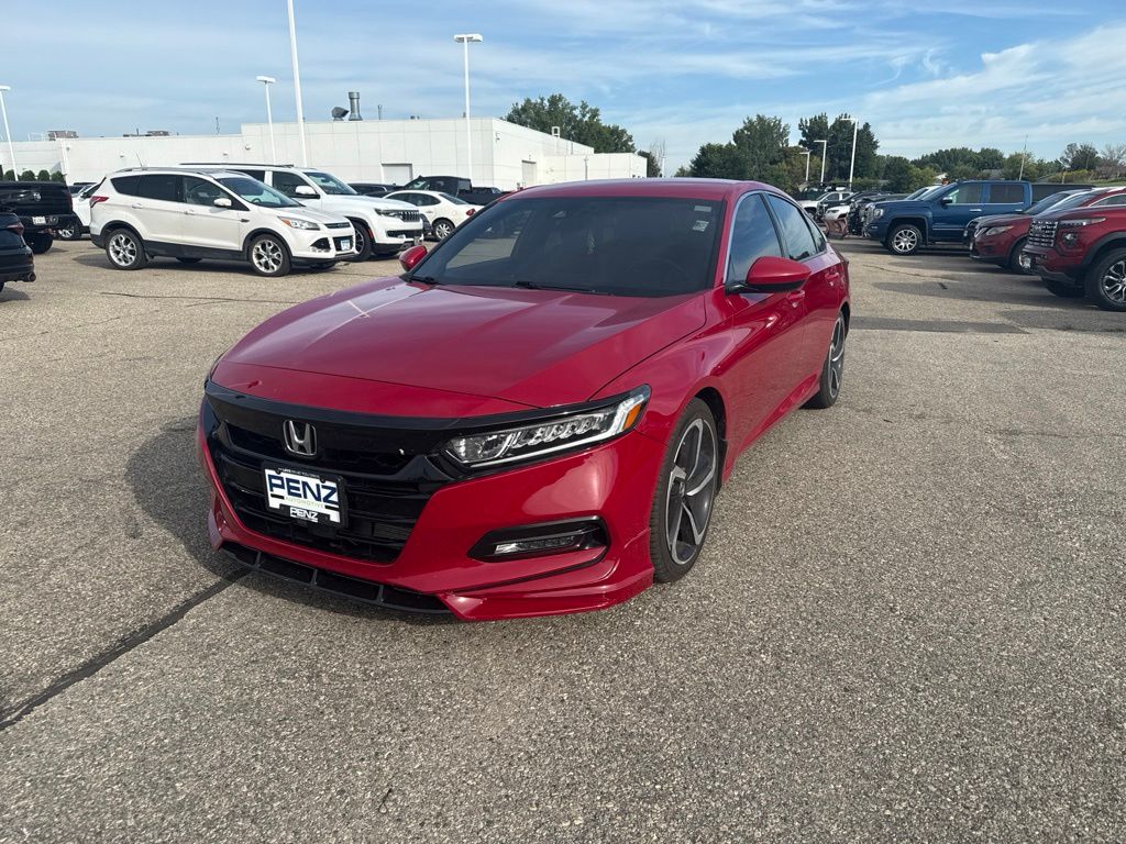 2020 Honda Accord Rojo (San Marino Red) Sedán Tracción delantera Transmisión variable continua
