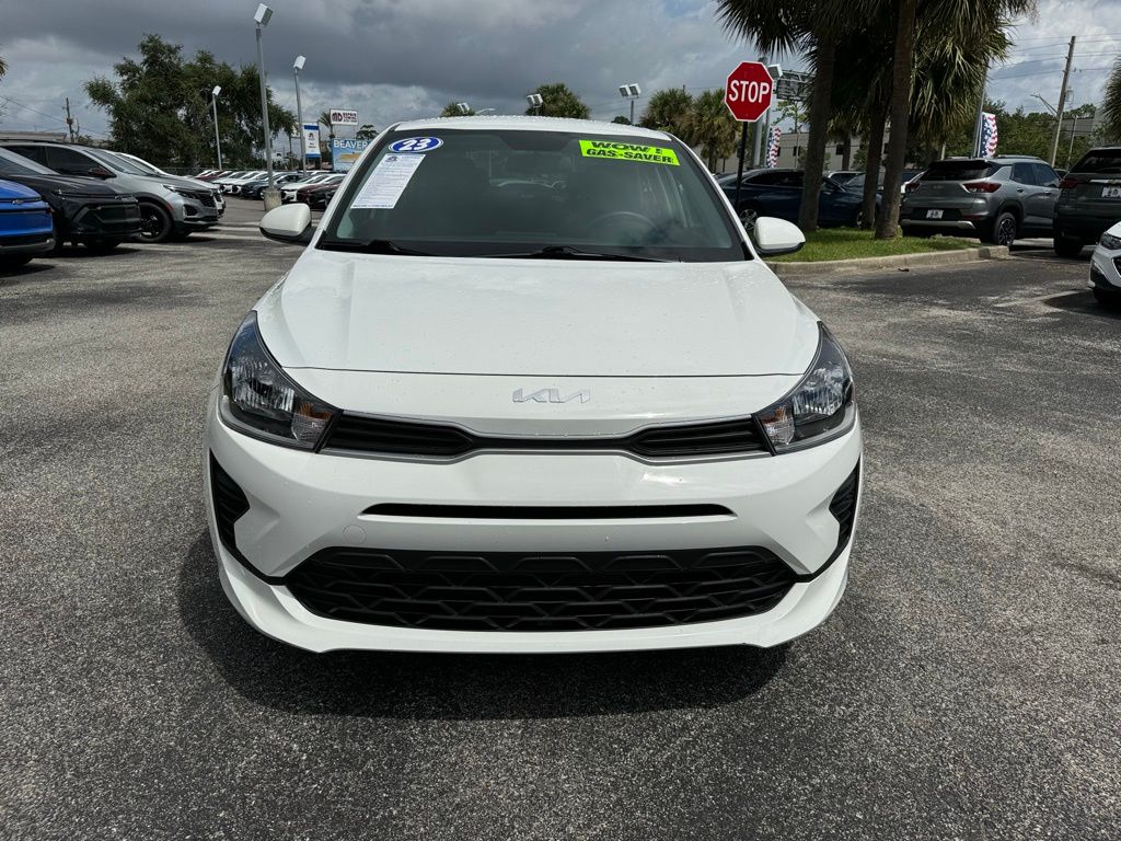 2023 Kia Rio S 3