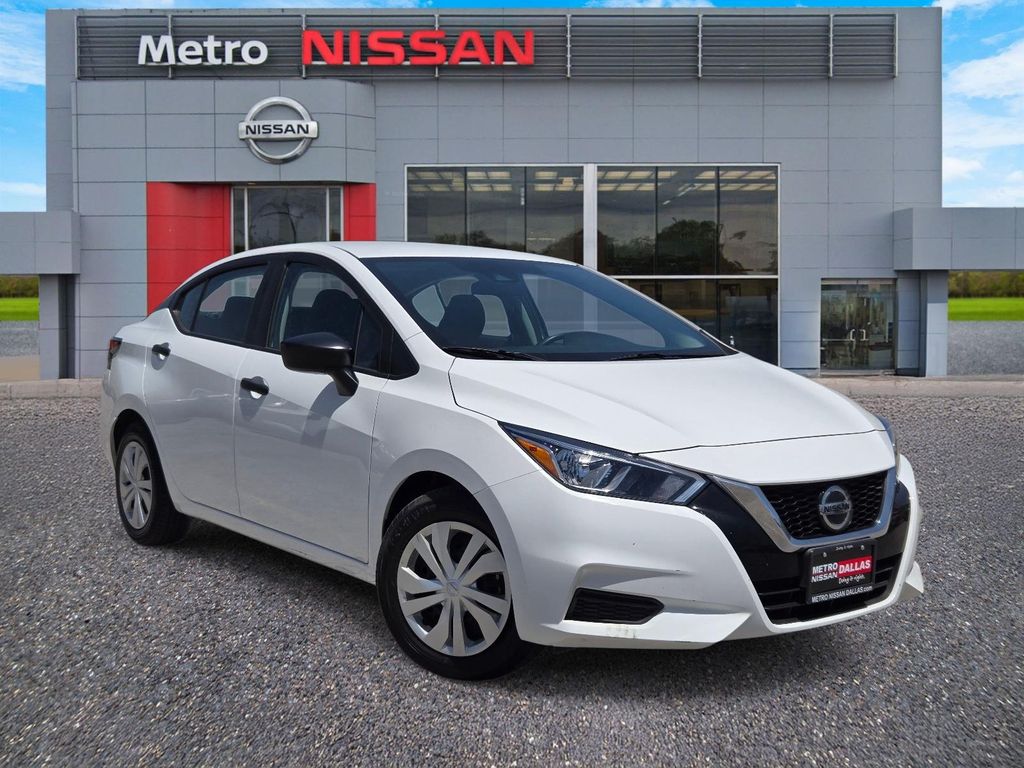 2022 Nissan Versa 1.6 S