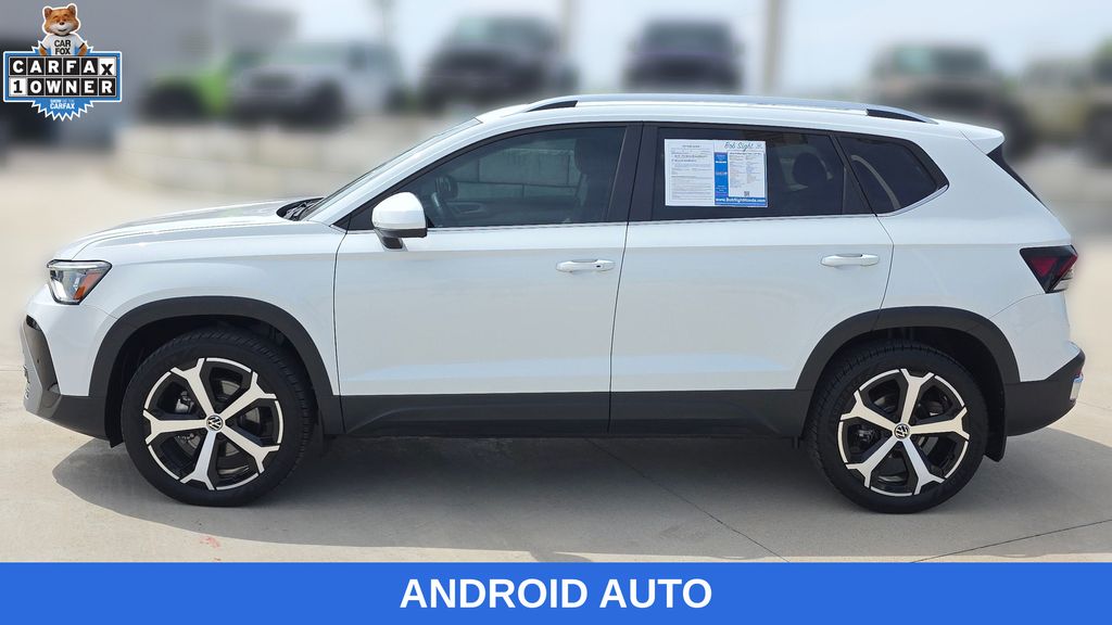 Used 2025 Volkswagen Taos SEL with VIN 3VV4C7B21SM025152 for sale in Kansas City
