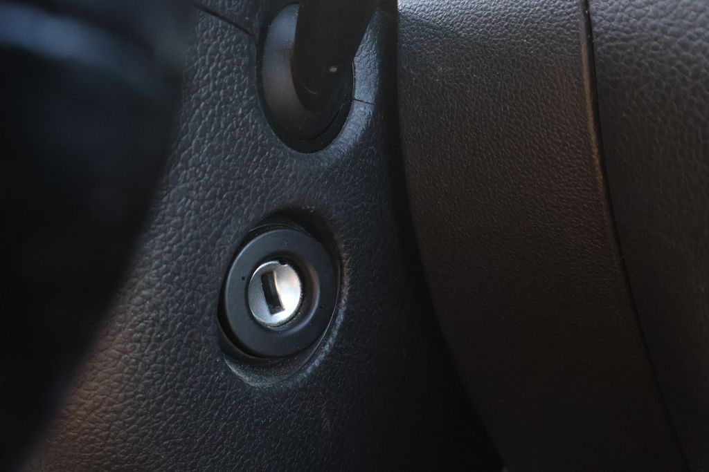 Thumbnail: 2013 Volkswagen Jetta - 25