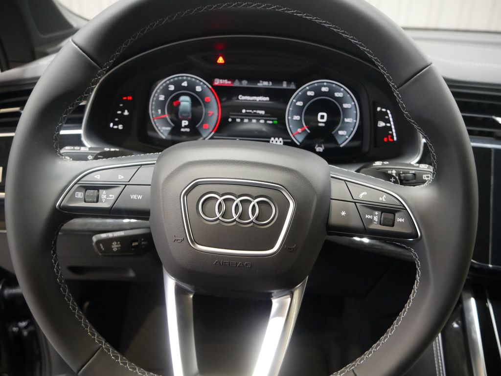 Thumbnail: 2026 Audi Q7 - 32