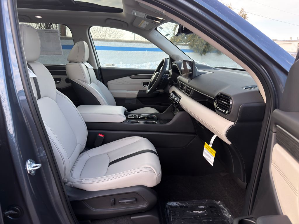 Thumbnail: 2026 Honda Pilot - 27