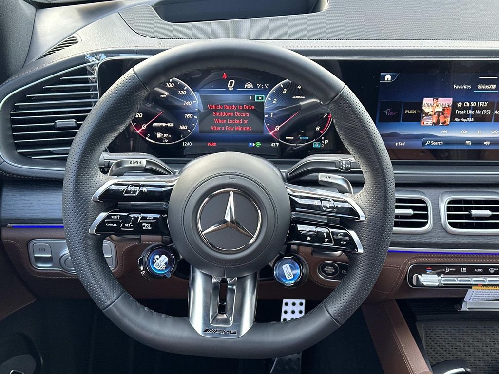 Thumbnail: 2026 Mercedes-Benz GLE - 10