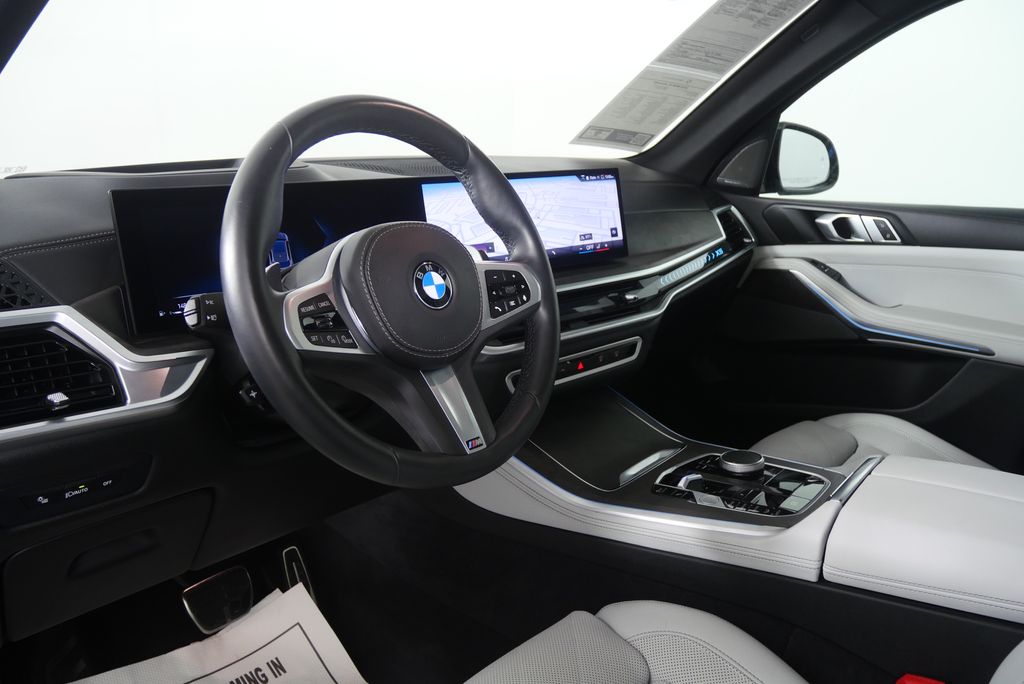 Thumbnail: 2025 BMW X5 - 13