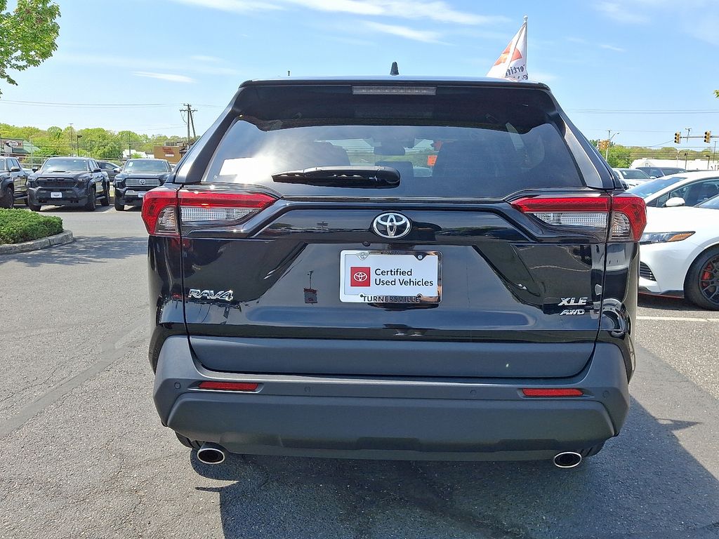 Thumbnail: 2024 Toyota RAV4 - 5