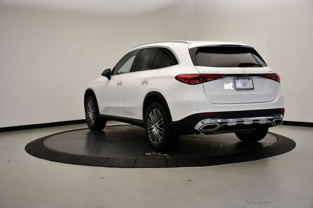 Thumbnail: 2026 Mercedes-Benz GLC - 3