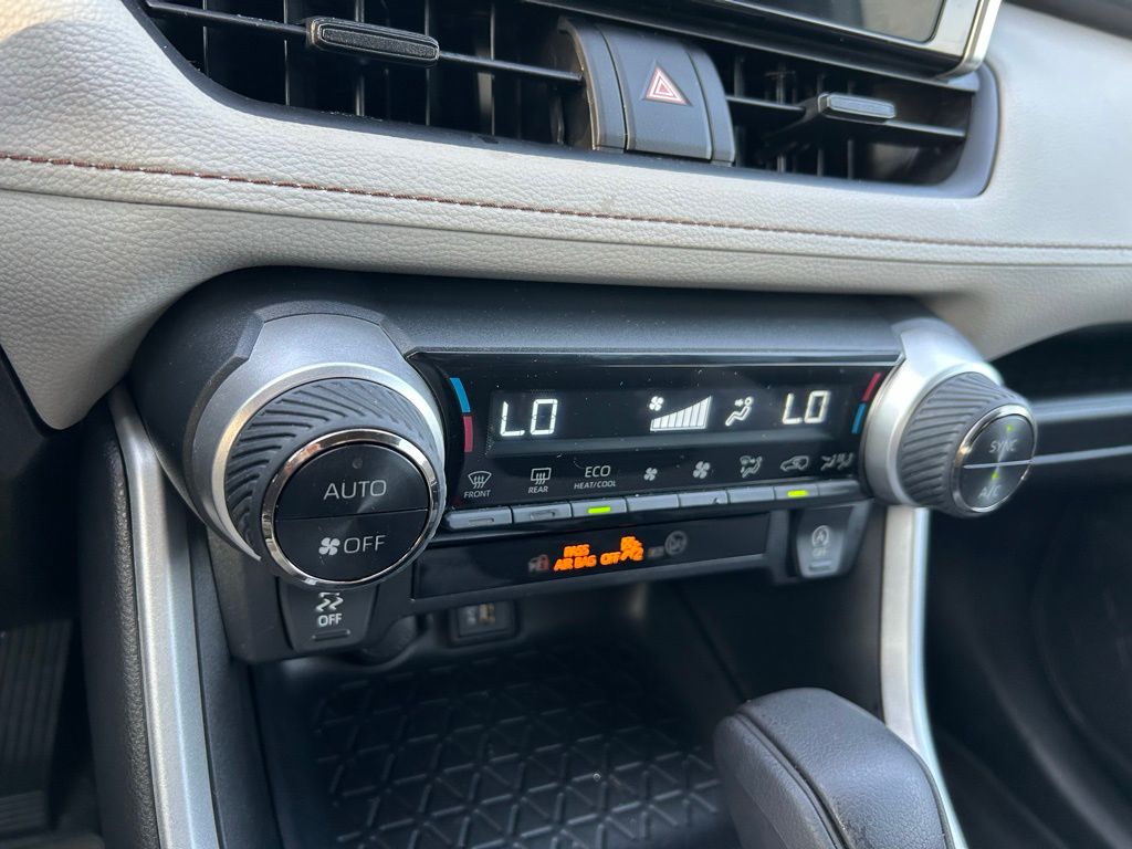 Thumbnail: 2023 Toyota RAV4 - 26