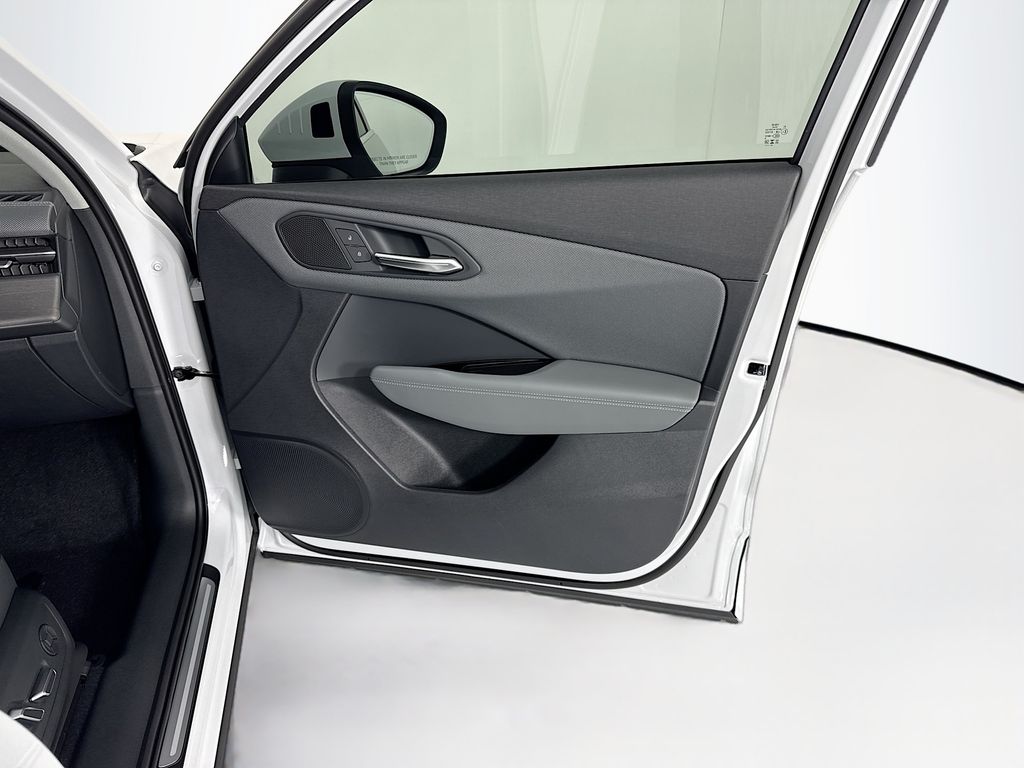 Thumbnail: 2026 Audi Q3 - 27