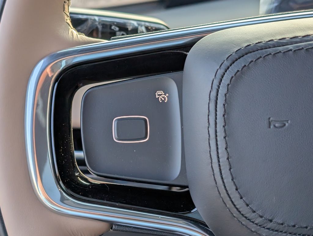 new 2026 Lincoln Navigator L car, priced at $126,415