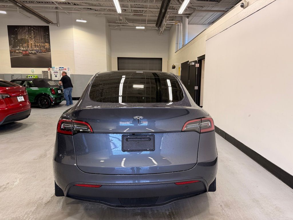 Thumbnail: 2023 Tesla Model Y - 4