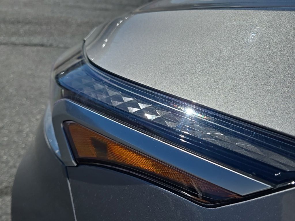 Used 2023 Gray Kia GT-Line image 10