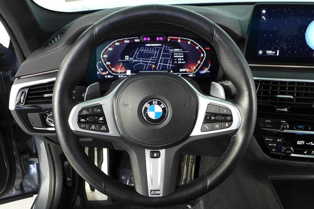 Thumbnail: 2023 BMW 5 Series - 27