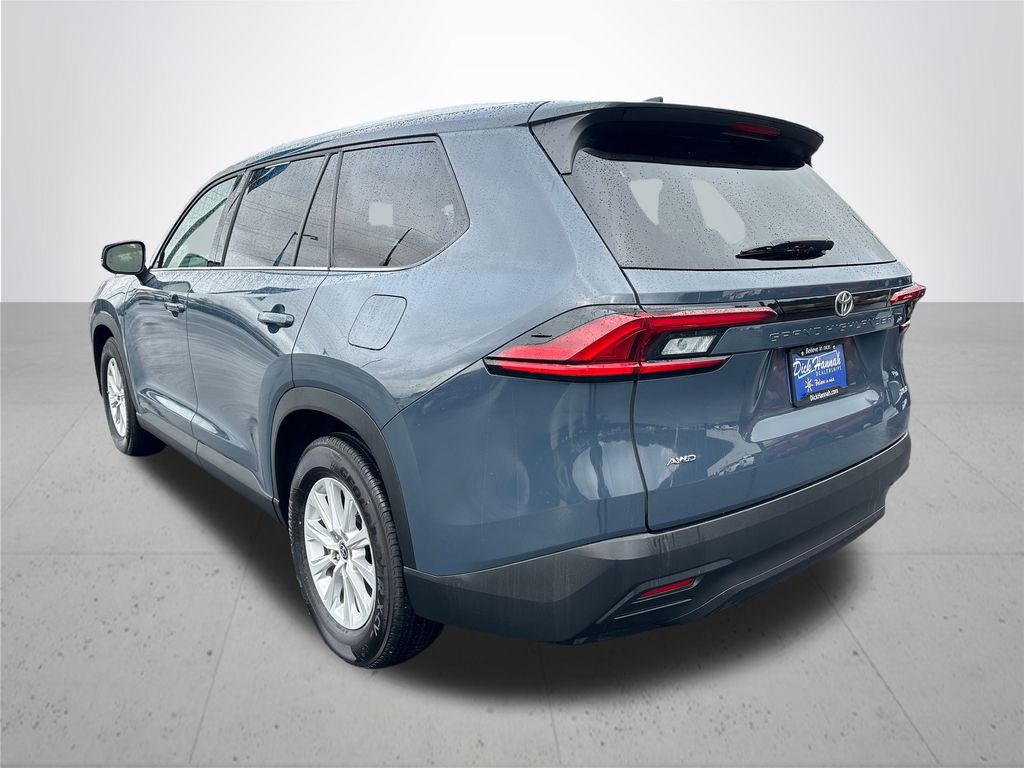 2025 Toyota Grand Highlander XLE