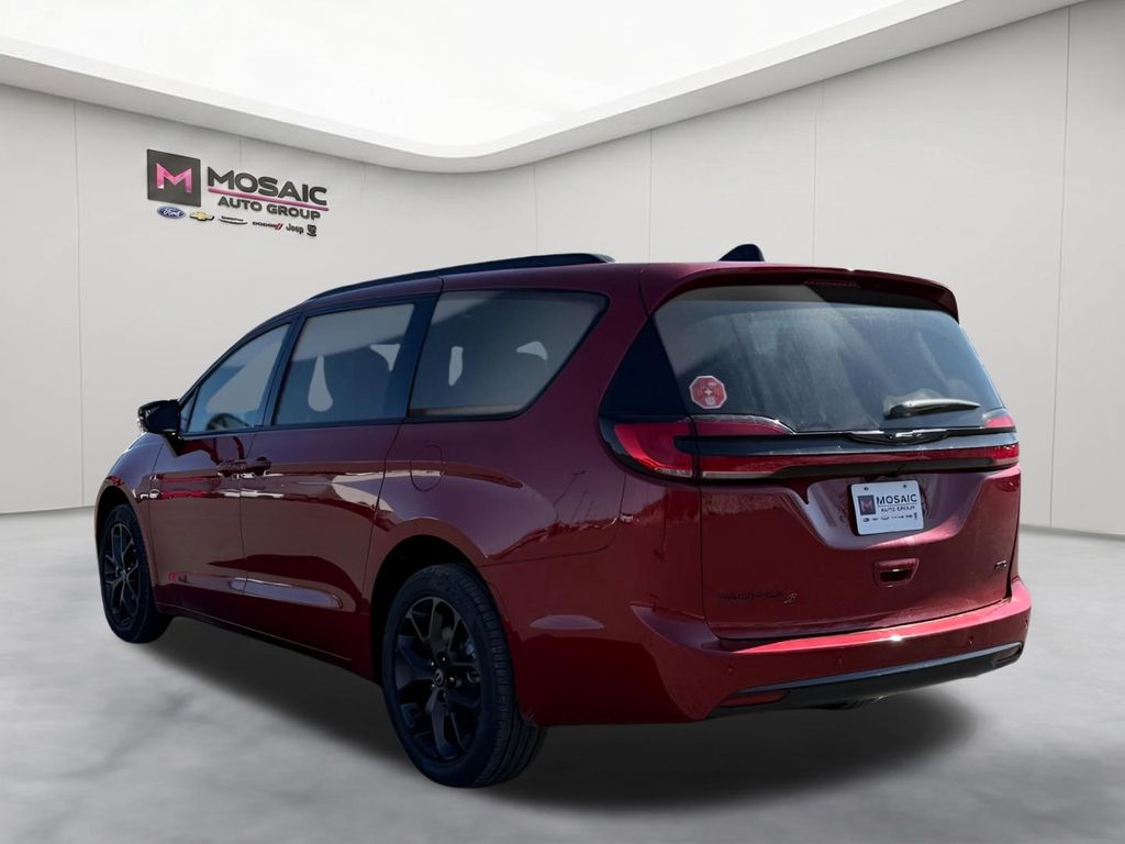 2026 Chrysler Pacifica