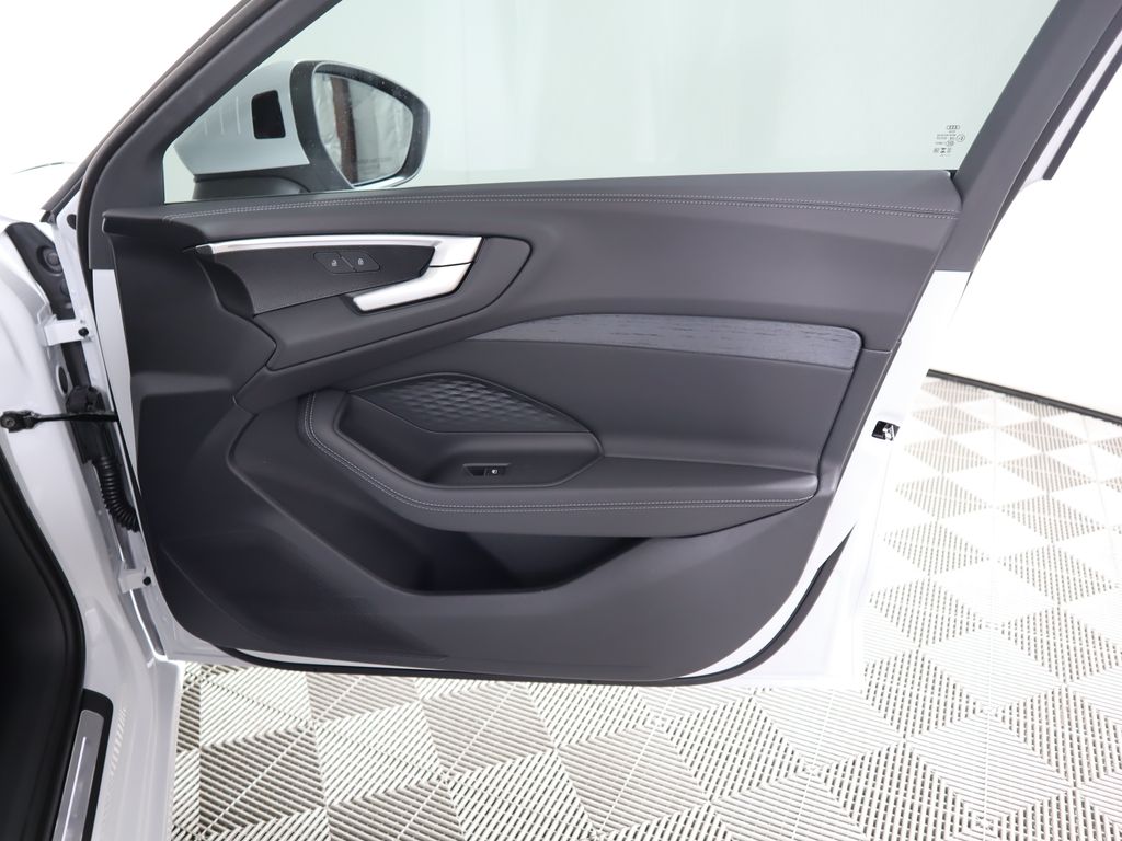 Thumbnail: 2025 Audi A5 - 28