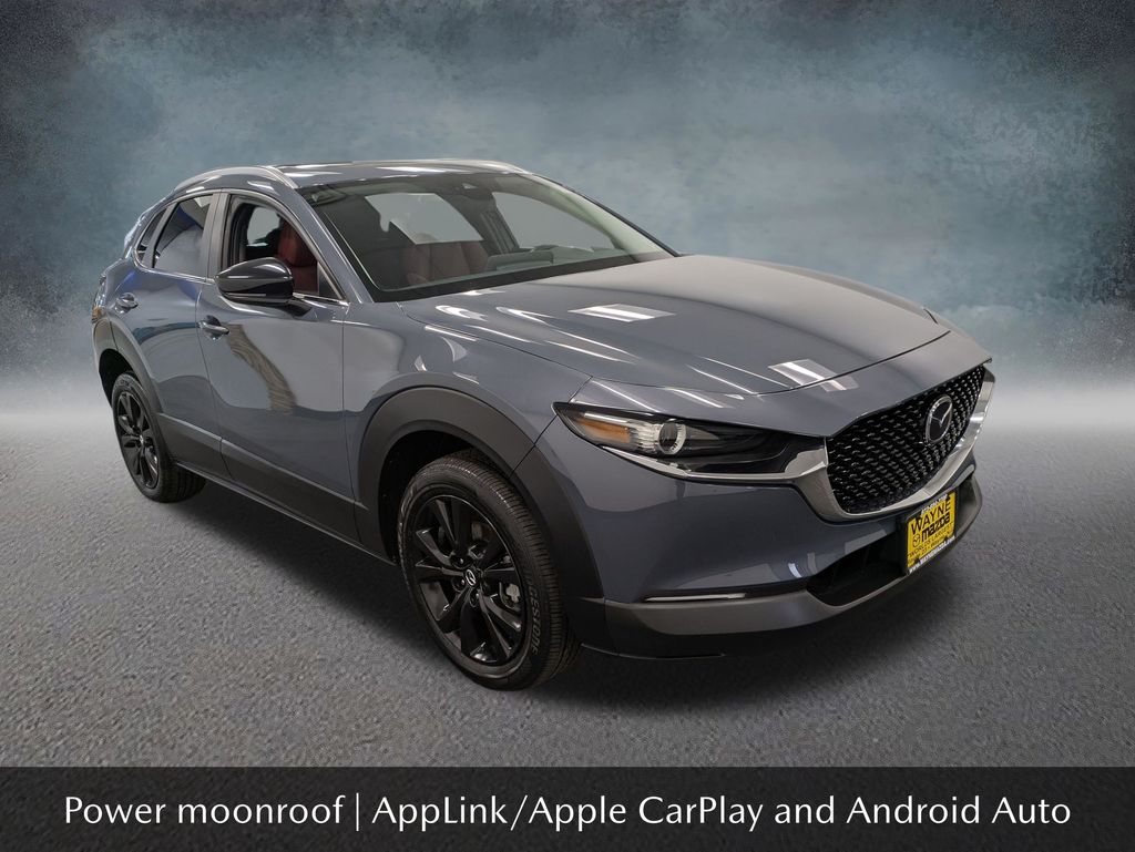 View vehicle photo 3