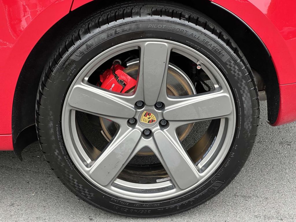 2017 Porsche Macan GTS 7