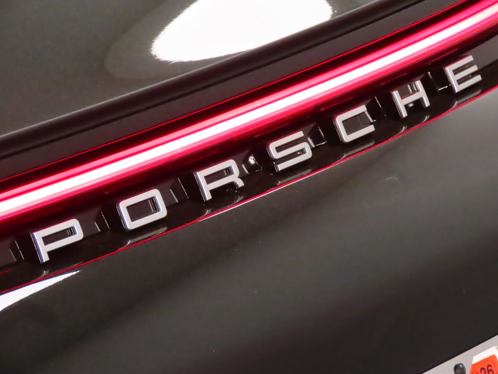 Thumbnail: 2024 Porsche 911 - 12