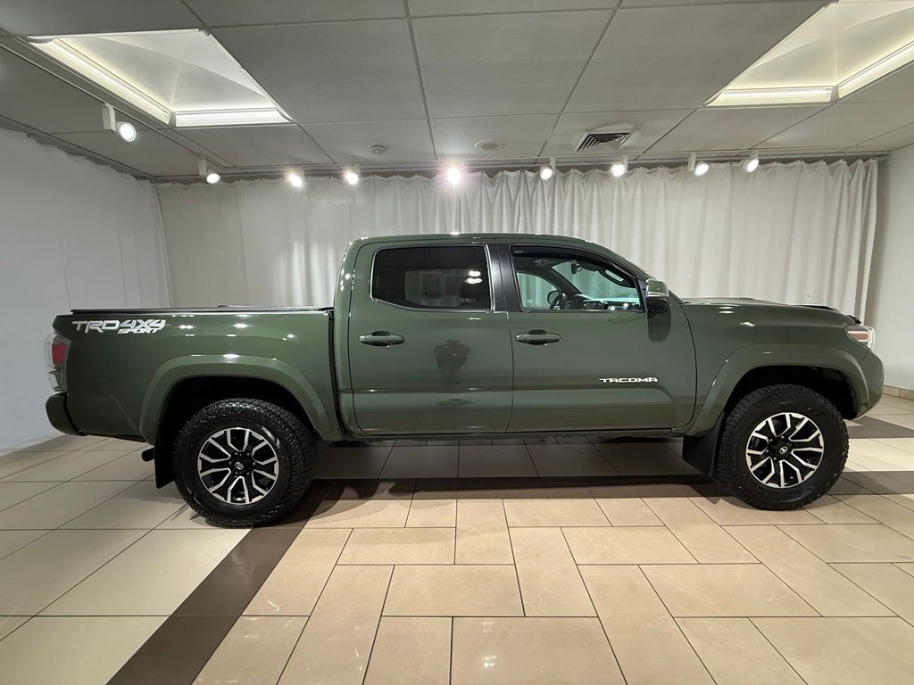 Thumbnail: 2021 Toyota Tacoma - 6