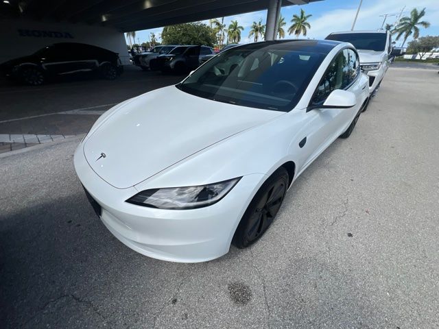Pearl White Multi-Coat 2024 Tesla Model 3 Sedan Rear-Wheel Drive 1-Speed Automatic
