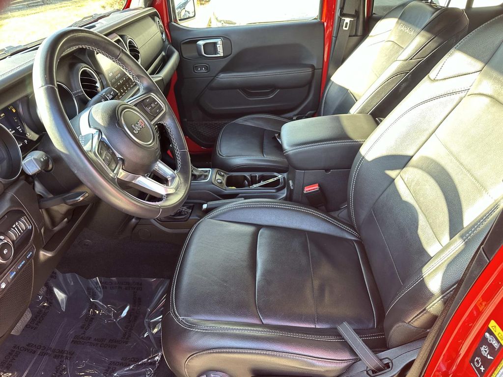 Thumbnail: 2022 Jeep Wrangler - 27