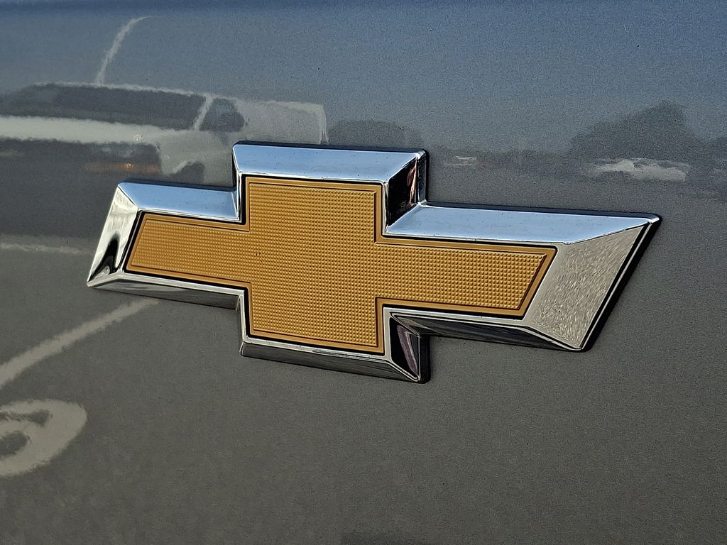 2024 Chevrolet TrailBlazer LT Gray at Auto Express Mitsubishi