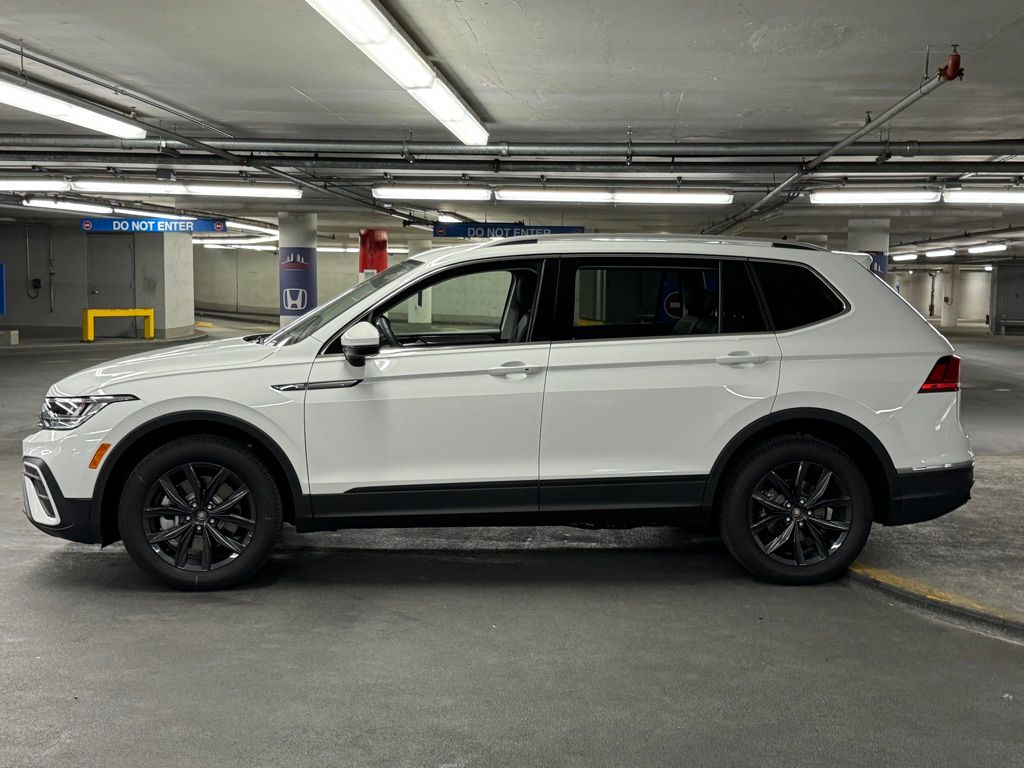 2024 Volkswagen Tiguan 2.0T SE 30