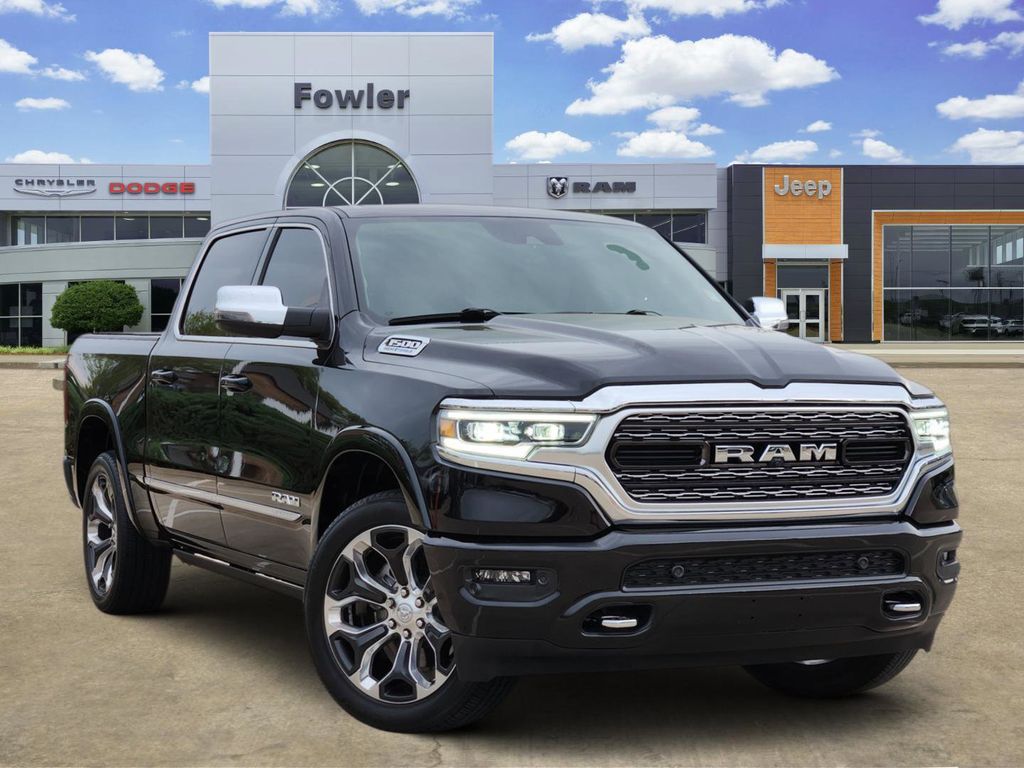 Diamond Black Crystal Pearlcoat 2024 RAM 1500 Limited Crew Cab 4WD Pickup Truck Four-Wheel Drive 8-Speed Automatic