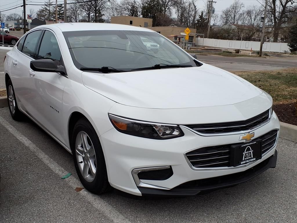 used 2018 Chevrolet Malibu car, priced at $12,928