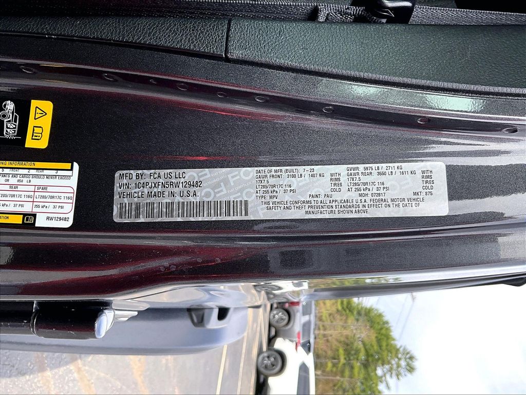 2024 Jeep Wrangler — photo 27