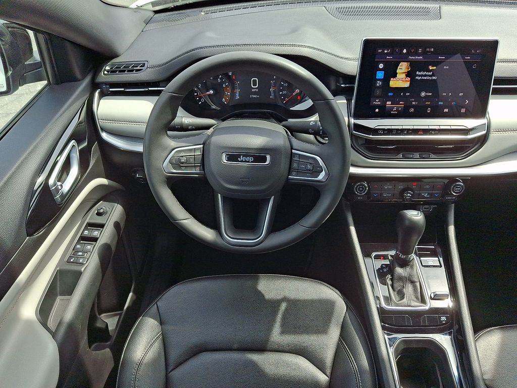 2025 Jeep Compass Limited White at South Hills CDJR