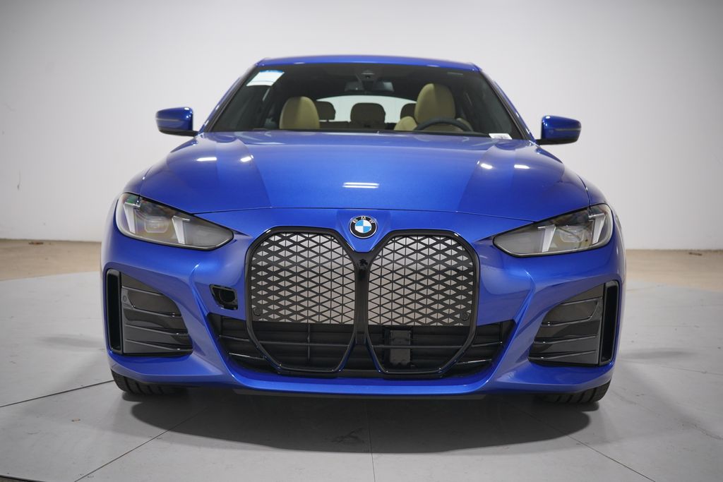 Thumbnail: 2026 BMW i4 - 4