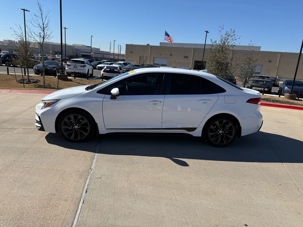 Thumbnail: 2023 Toyota Corolla - 8