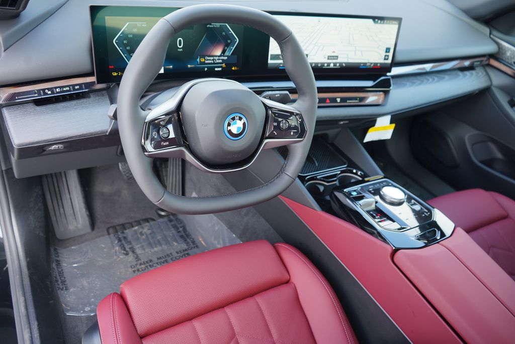 Thumbnail: 2026 BMW i5 - 13