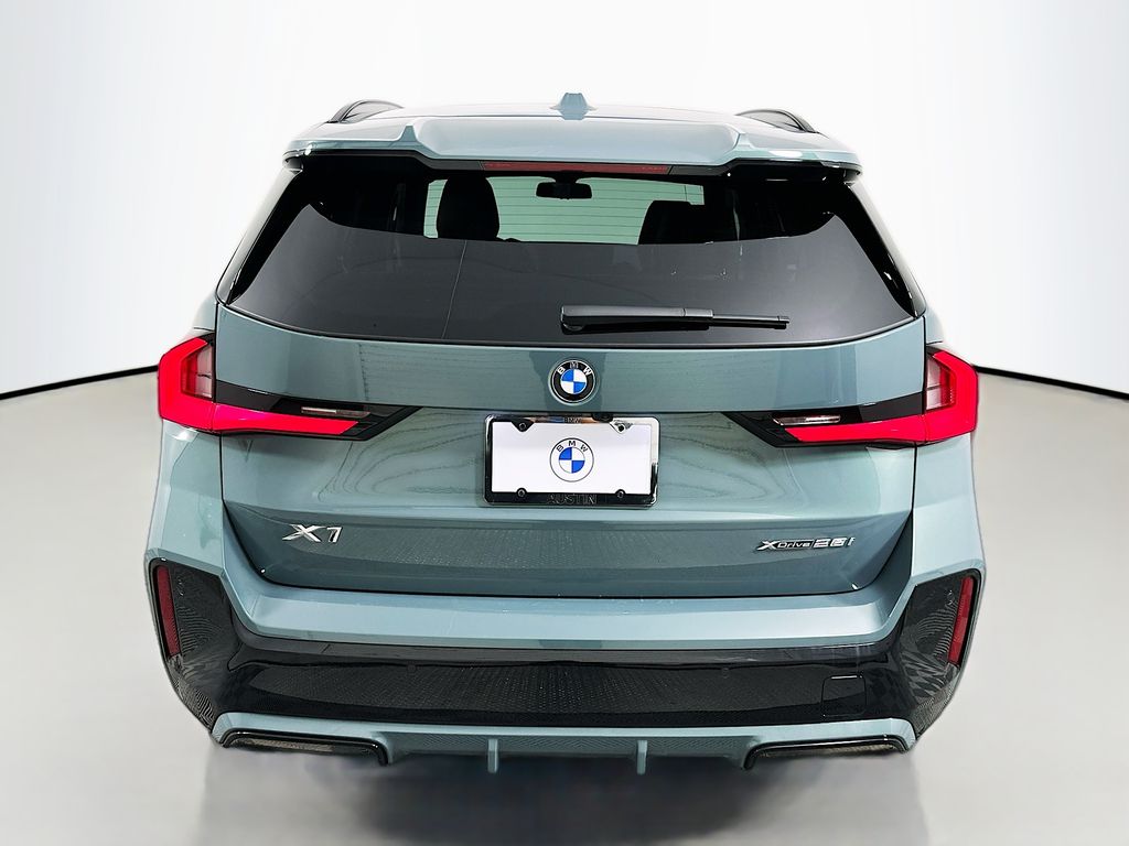 Thumbnail: 2026 BMW X1 - 6
