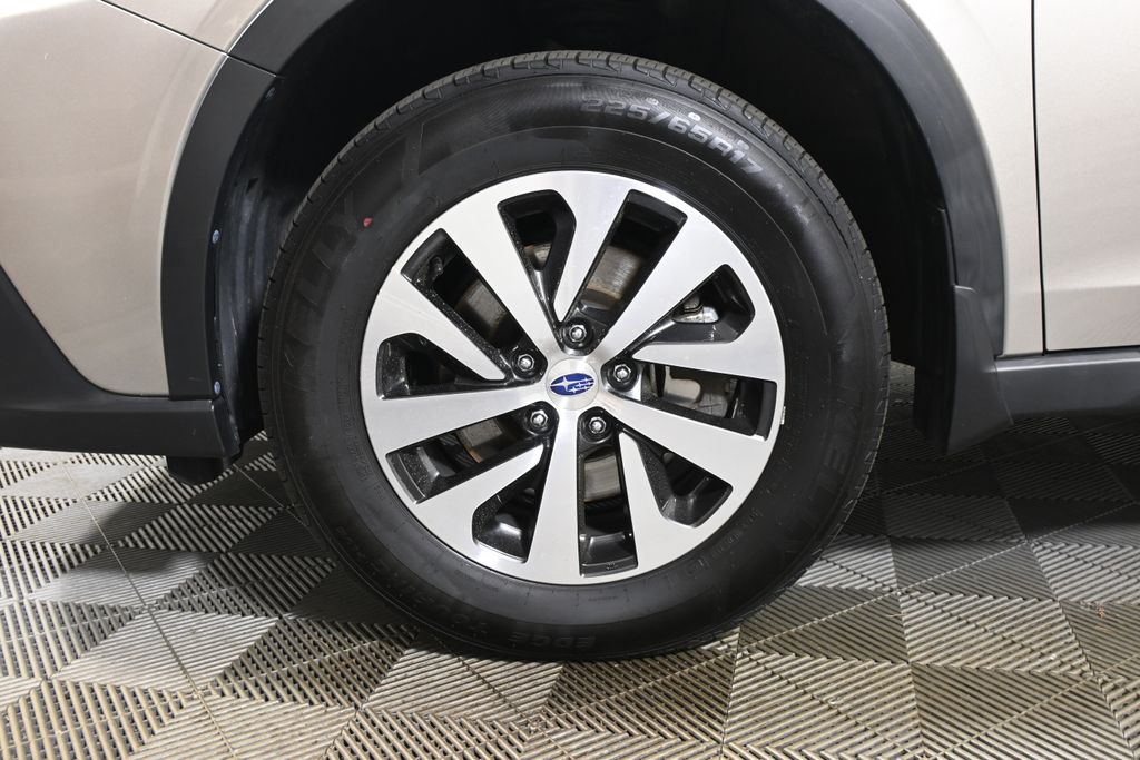Thumbnail: 2020 Subaru Outback - 12