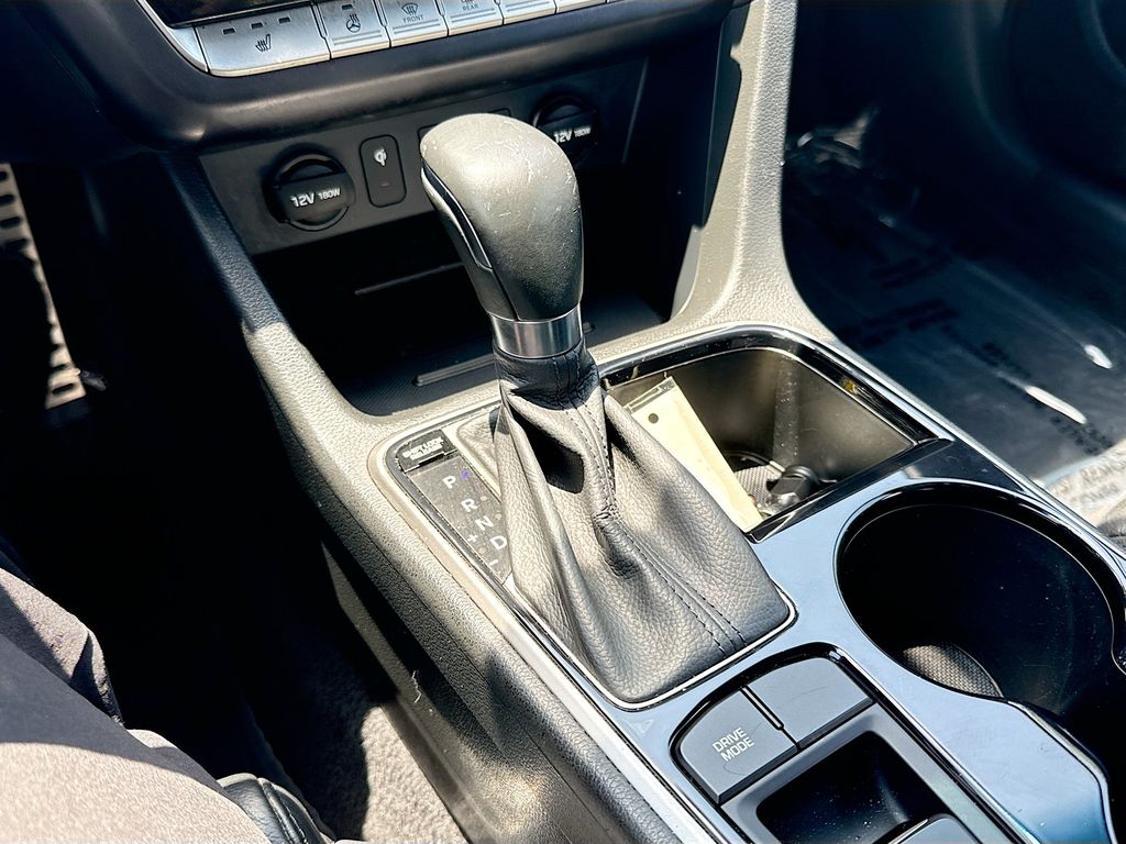 Used 2018 Gray Hyundai Sport+ image 16
