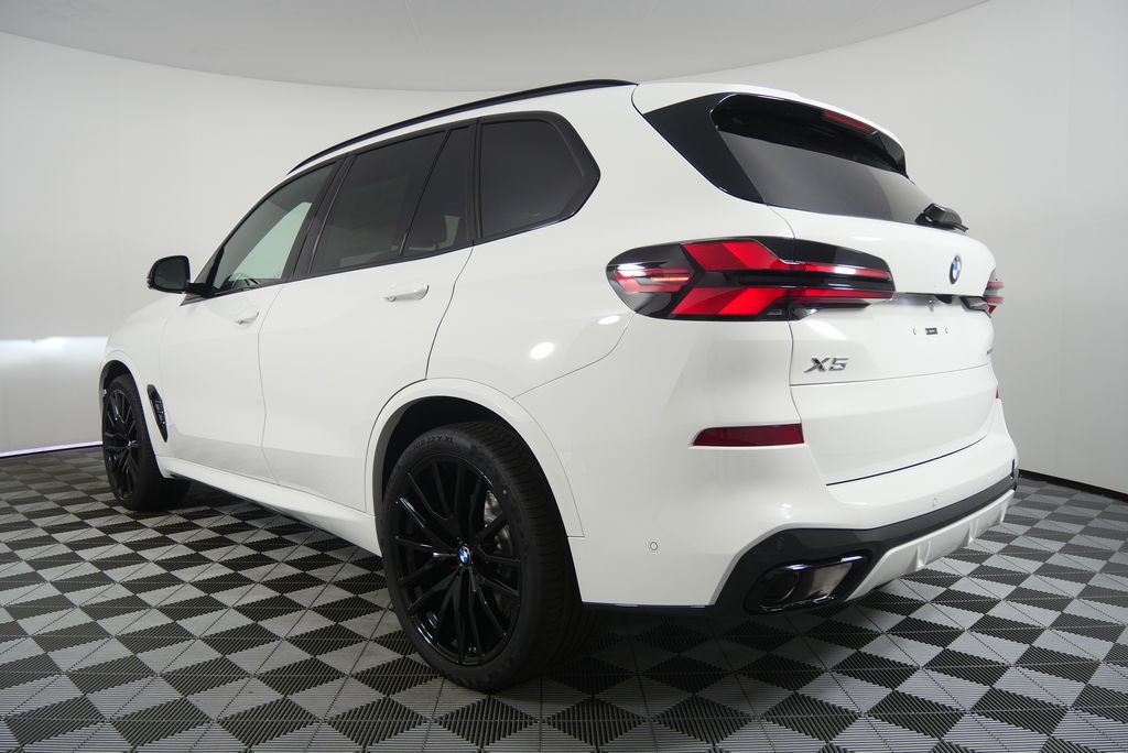 Thumbnail: 2026 BMW X5 - 5
