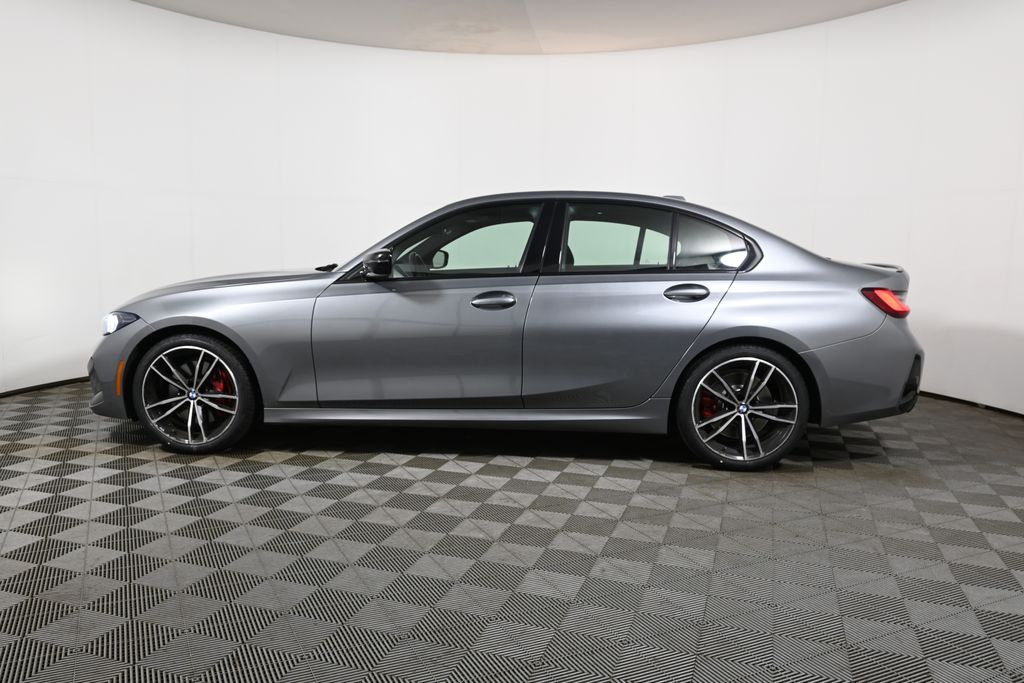 Thumbnail: 2023 BMW 3 Series - 2