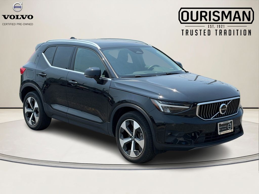 Onyx Black Metallic 2023 Volvo XC40 SUV / Crossover All-Wheel Drive Automatic