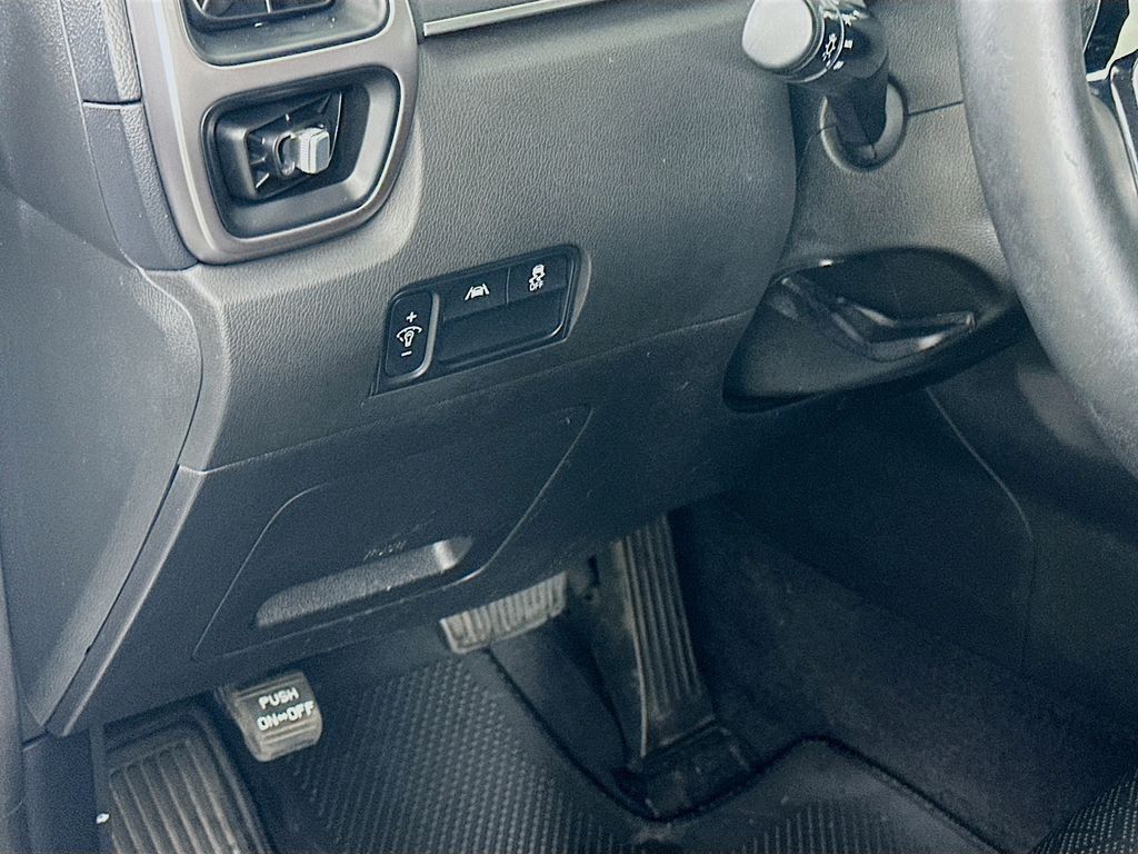 Thumbnail: 2023 Kia Sorento - 10