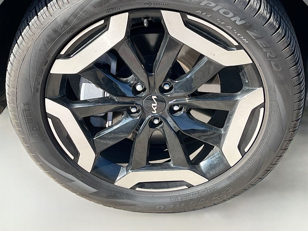 Used 2025 Gray Kia EX image 34