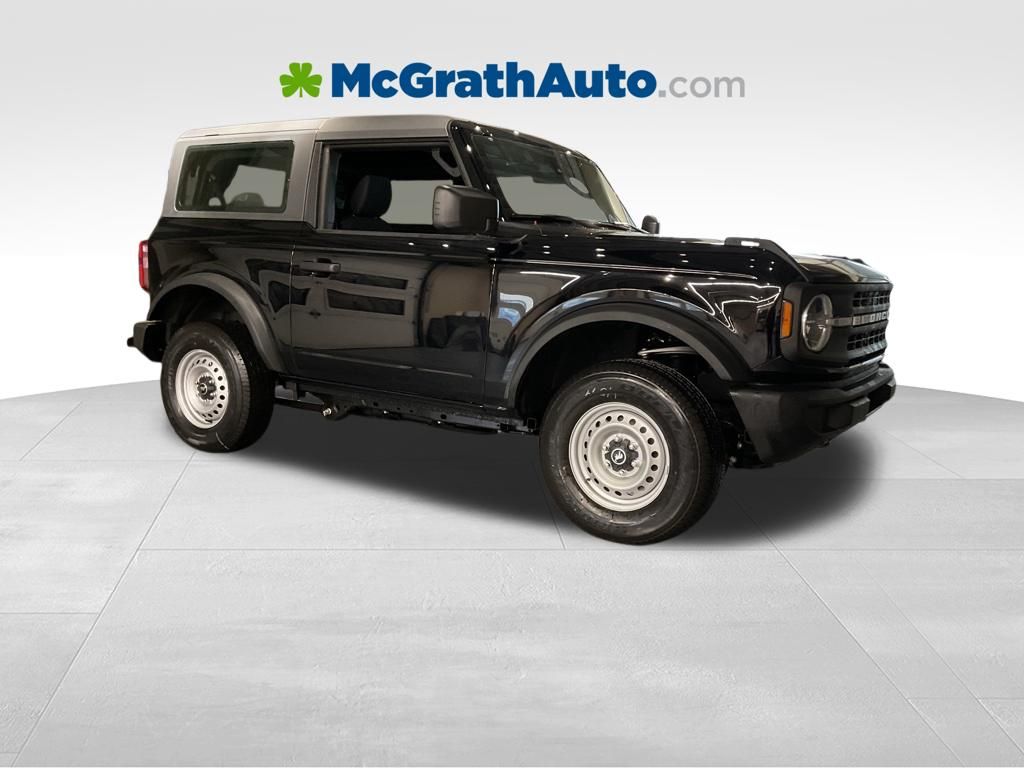 New 2026 Black Ford Base image 2