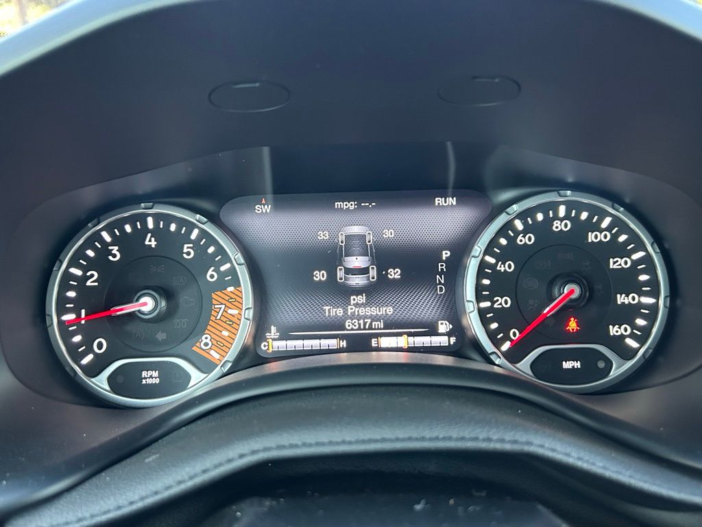 Thumbnail: 2023 Jeep Renegade - 23