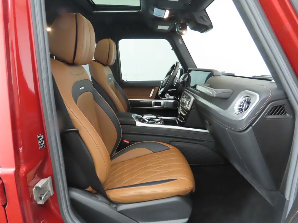 Thumbnail: 2021 Mercedes-Benz G-Class - 21