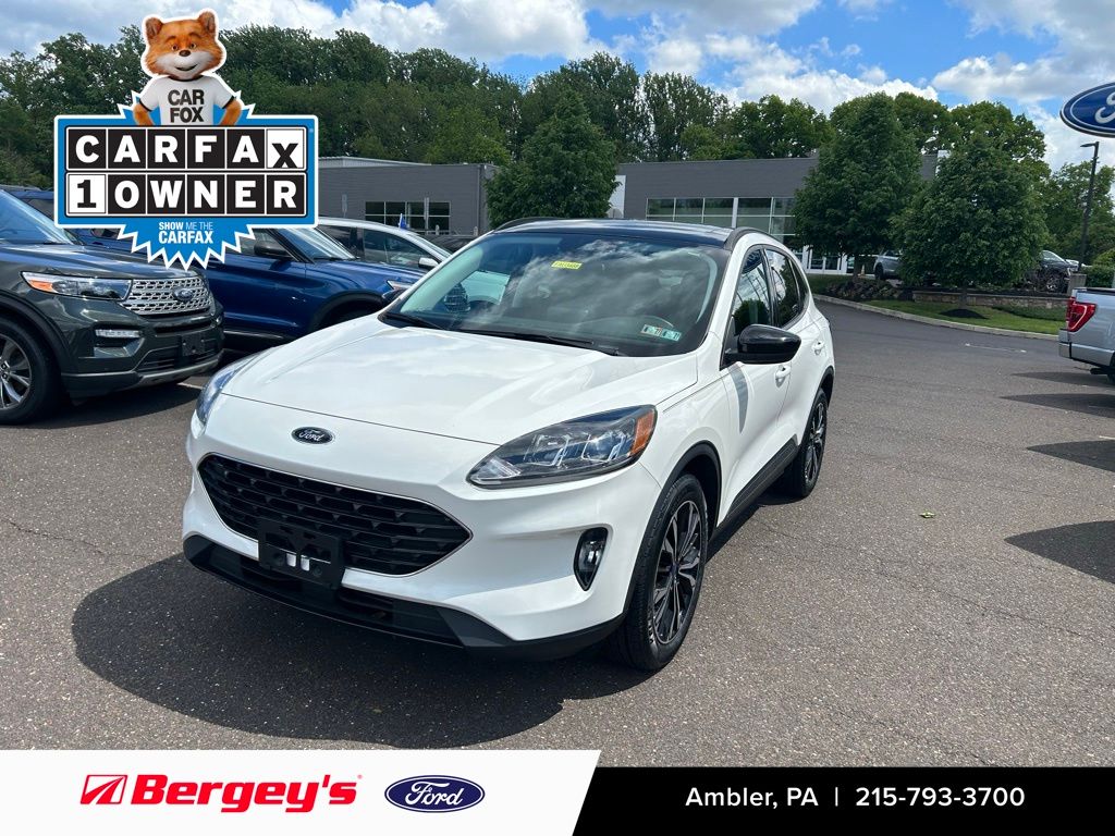 White Metallic 2022 Ford Escape SUV / Crossover All-Wheel Drive 8-Speed Automatic