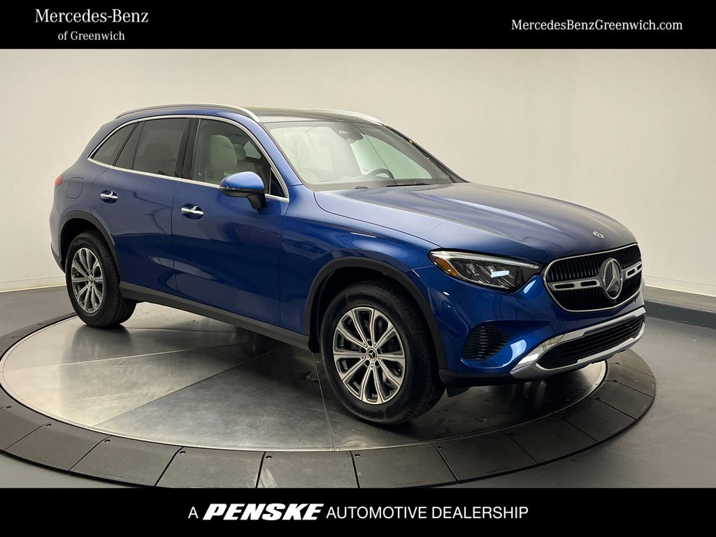 2025 Mercedes-Benz GLC 300 -
                Greenwich, CT
